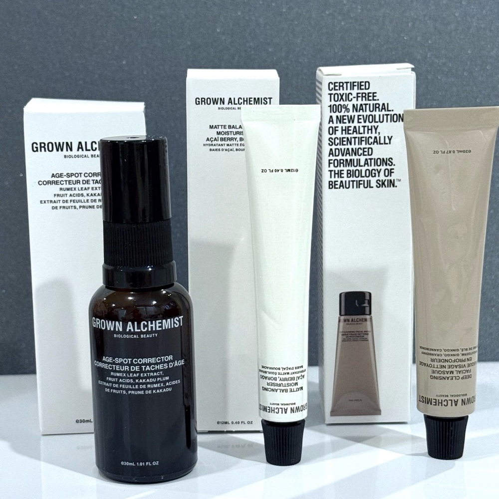Grown Alchemist Skincare - Age Spot Corrector Moisturizer Deep Cleansing Masque